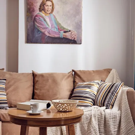 Hestia Apartment *