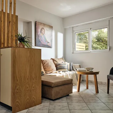 Hestia Apartment